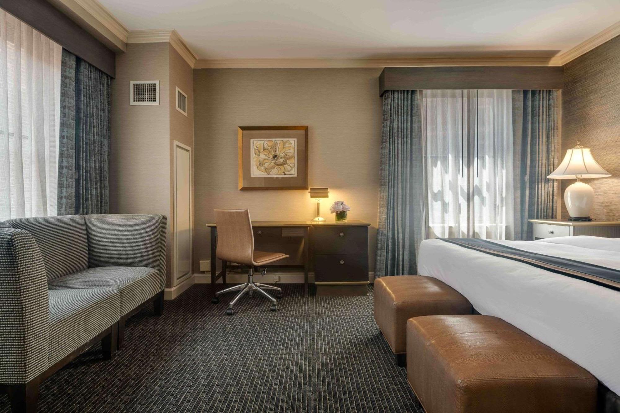 The Whitehall Hotel, Best Western Premier Collection Чикаго Экстерьер фото