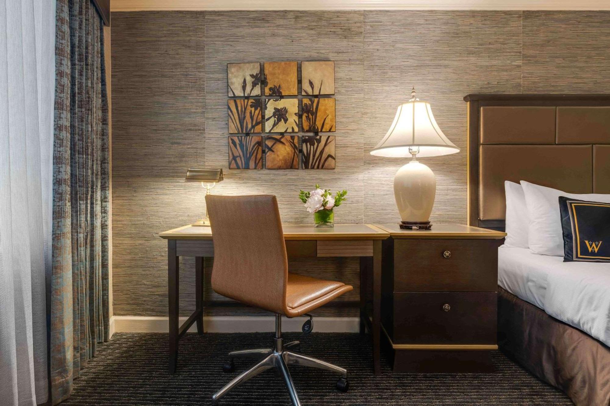 The Whitehall Hotel, Best Western Premier Collection Чикаго Экстерьер фото