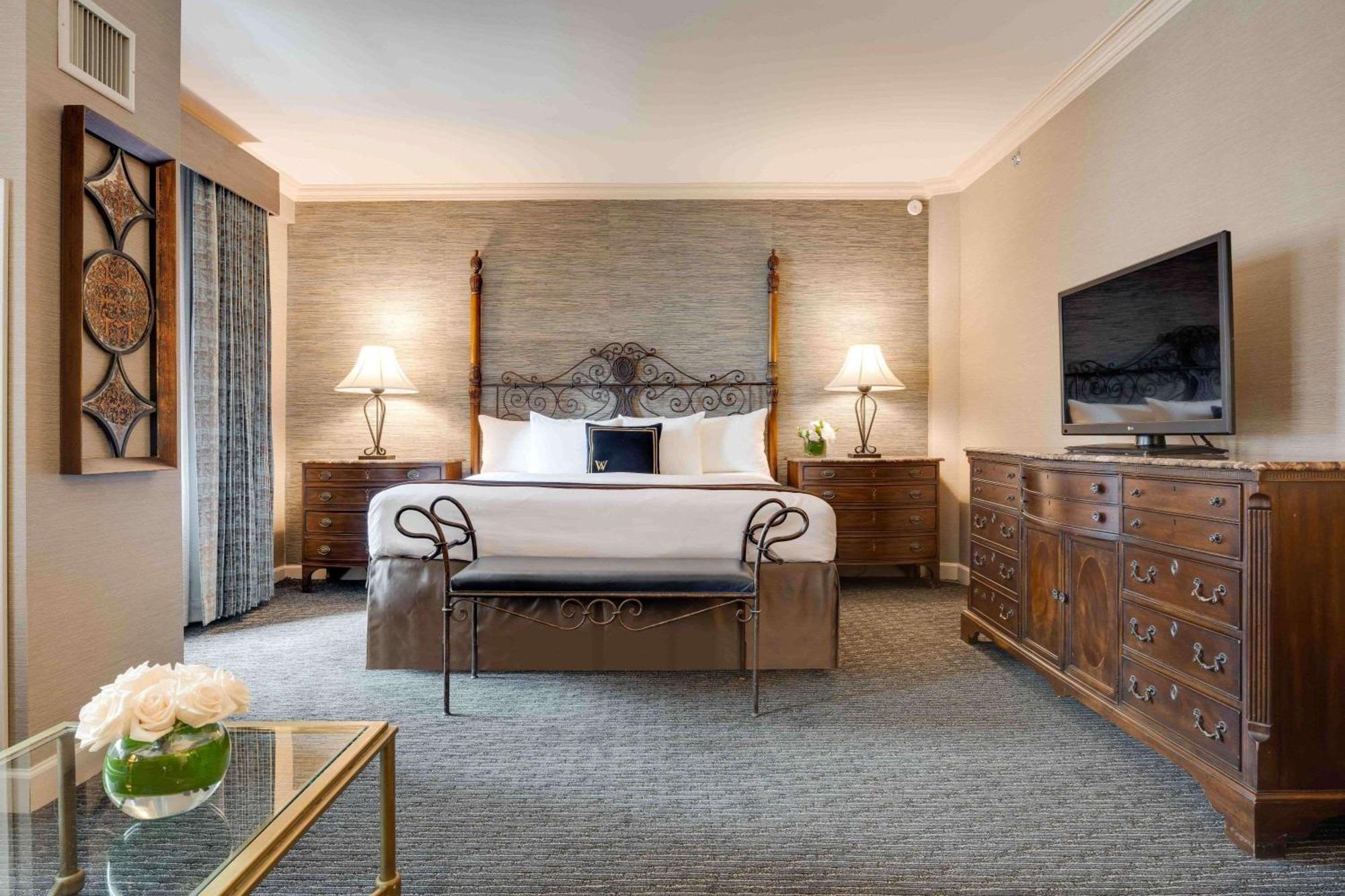 The Whitehall Hotel, Best Western Premier Collection Чикаго Экстерьер фото